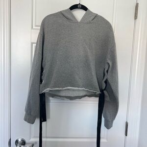 G by Guess Women’s Gray‎ Cropped Sweater Size Large